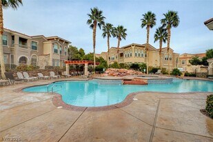10550 W Alexander Rd, Unit 2216 in Las Vegas, NV - Building Photo