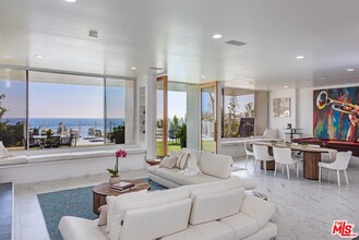 41700 Pacific Coast Hwy in Malibu, CA - Building Photo - Building Photo