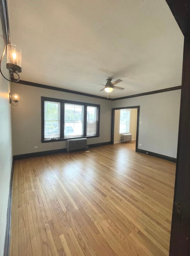 4414 N Lavergne Ave in Chicago, IL - Building Photo - Building Photo