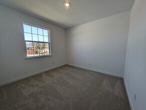 325 Texas Trl in Justin, TX - Building Photo - Building Photo