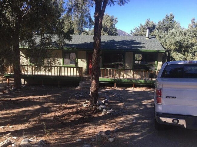 2704 Tirol Dr in Frazier Park, CA - Building Photo - Building Photo