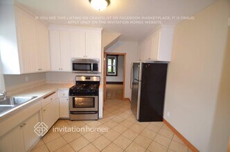 3455 33rd Ave S in Minneapolis, MN - Building Photo - Building Photo