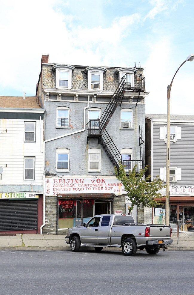 202 Broadway in Newburgh, NY - Building Photo - Building Photo
