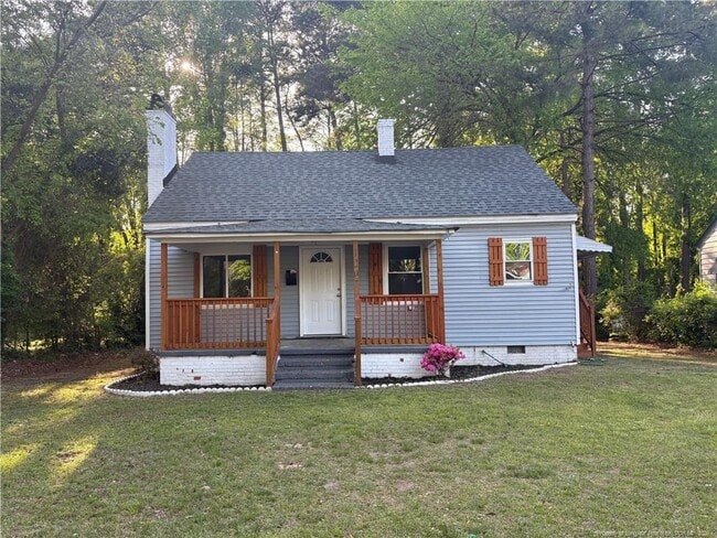 1207 West Dr in Fayetteville, NC - Foto de edificio - Building Photo