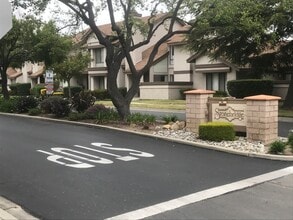 1201 Greenstone Ln in Santa Maria, CA - Building Photo - Building Photo