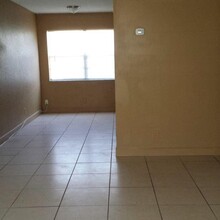 4700 NW 9th Ct-Unit -4700 in Plantation, FL - Building Photo - Building Photo