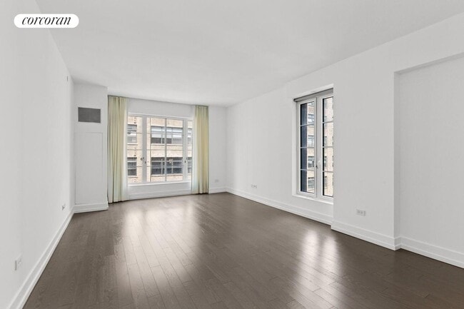 70 Charlton St in New York, NY - Foto de edificio - Building Photo
