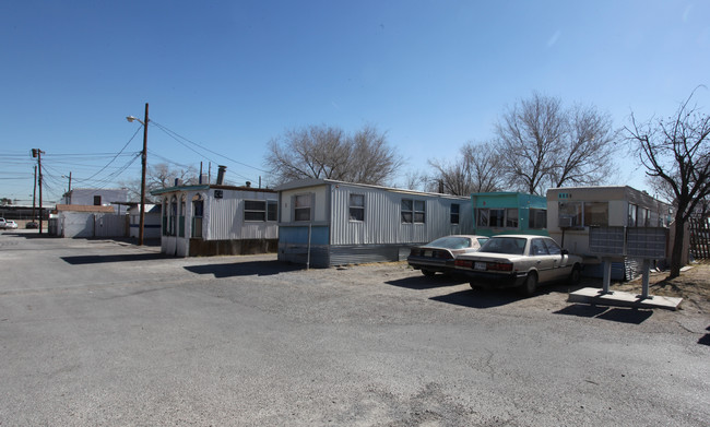 La Hacenda Trailer Park in El Paso, TX - Building Photo - Building Photo