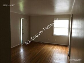 1925 Kennesaw Dr in Charlotte, NC - Building Photo - Building Photo