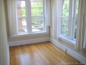 25 High St-Unit -32 in New Haven, CT - Building Photo - Building Photo