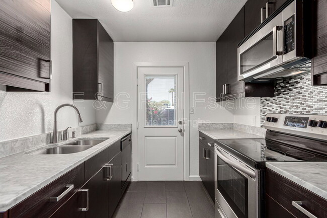 property at 3034 N 35th St