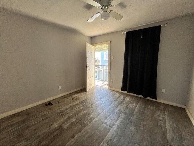 6823 Ave E in Houston, TX - Building Photo - Building Photo