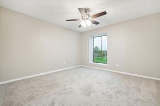 3085 Walnut Bend Ln in Houston, TX - Building Photo - Building Photo