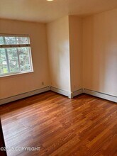 1945 Karluk St in Anchorage, AK - Building Photo - Building Photo