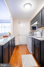 1736 Pine St in Philadelphia, PA - Building Photo - Building Photo