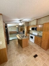 5475 Chuck A Dr in Shreveport, LA - Building Photo - Building Photo