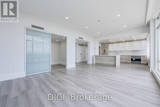 400 Walmer Rd in Toronto, ON - Building Photo - Building Photo