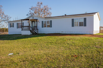 70 PR 4353 in Mount Pleasant, TX - Building Photo - Building Photo