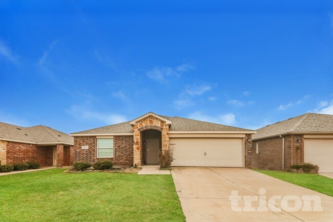 property at 1114 Bellevue Dr