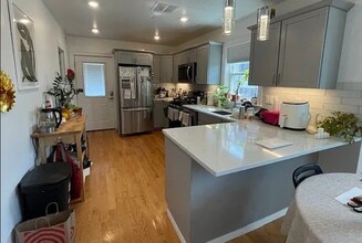 6 Beech St, Unit 2 in Cambridge, MA - Building Photo - Building Photo