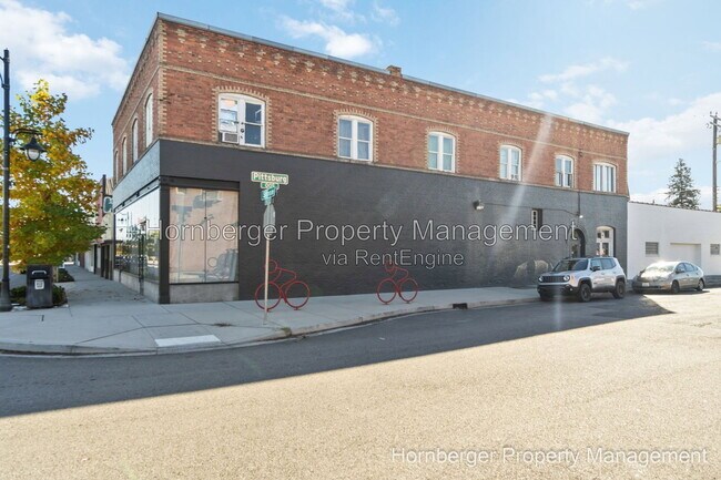 property at 7 S Pittsburg St