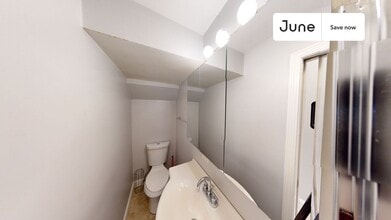 21 Rossmore St in Somerville, MA - Building Photo - Building Photo