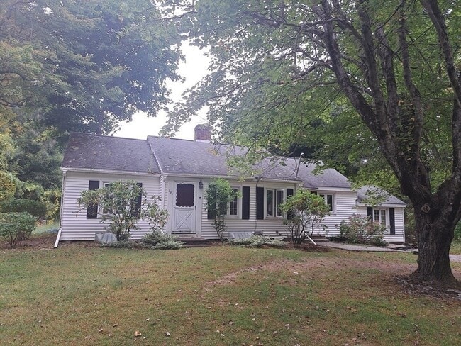 289 Richards Ave in Paxton, MA - Building Photo - Building Photo