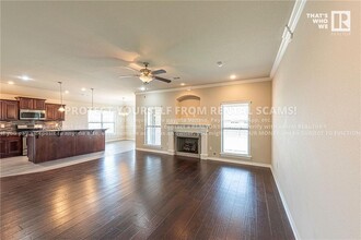 4620 W Wales Dr in Fayetteville, AR - Building Photo - Building Photo