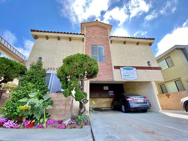 3532 Keystone Av, Unit 6