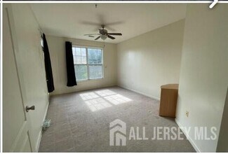 3223 Edward Stec Blvd in Edison, NJ - Building Photo - Building Photo