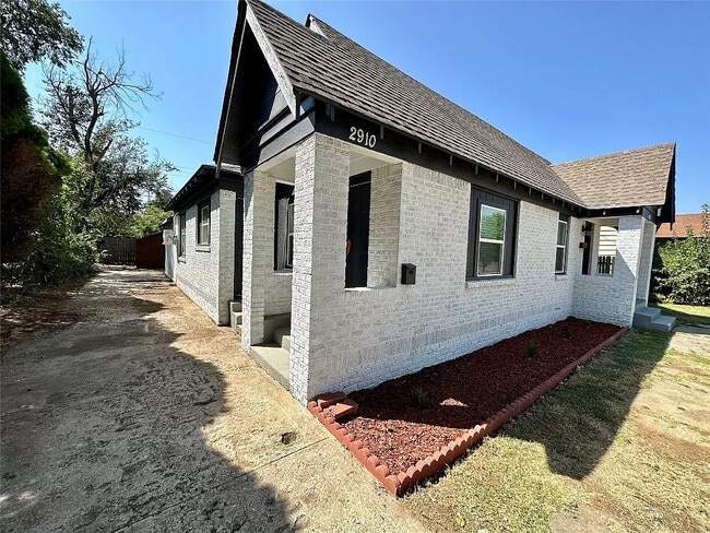 property at 2910 NW 20th St