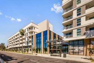 Ragsdale in Phoenix, AZ - Building Photo