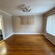 178-14 80th Dr in Queens, NY - Building Photo - Building Photo