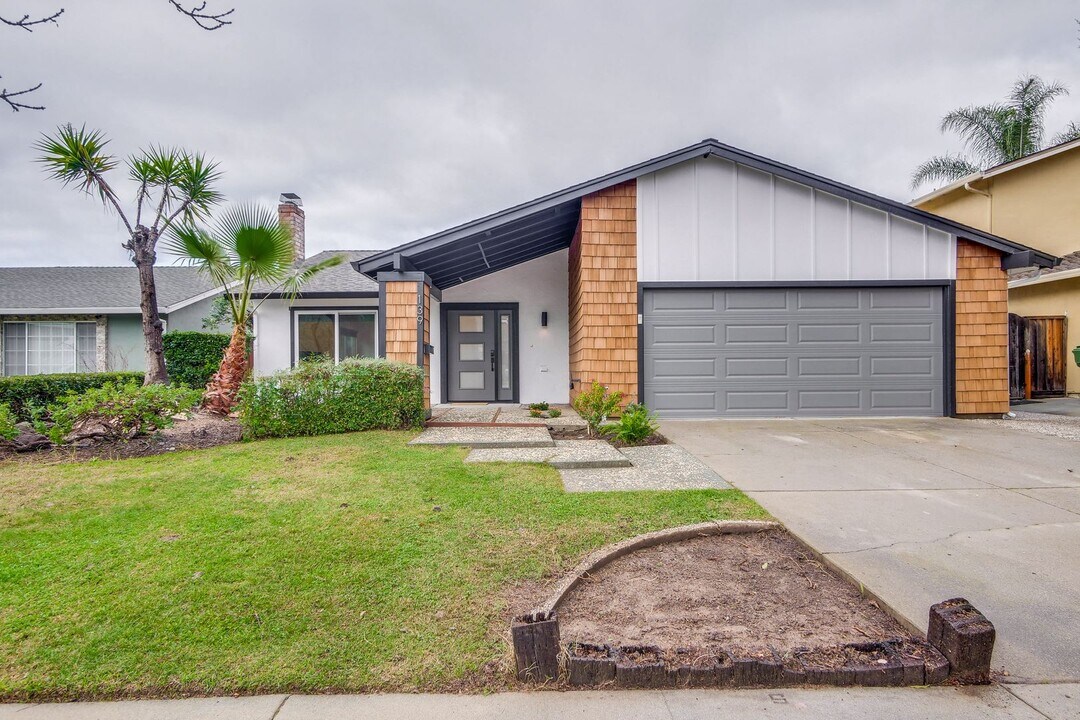 139 Skowhegan Ct in San Jose, CA - Building Photo