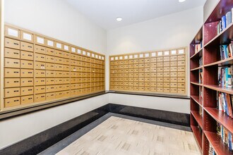 345 N La Salle Dr in Chicago, IL - Building Photo - Building Photo