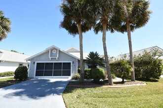 35 Andover Dr in Palm Coast, FL - Building Photo - Building Photo