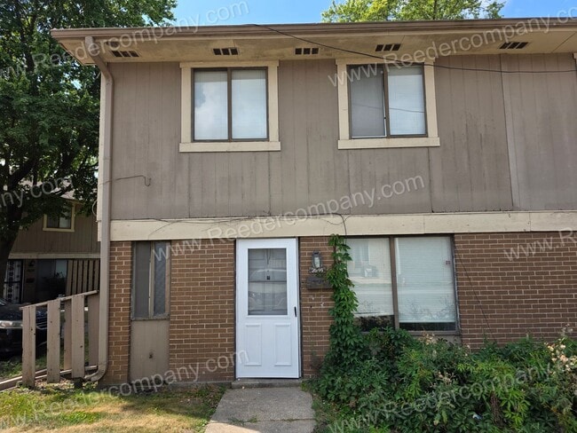 property at 3546 170th Pl