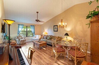 13045 Albright Ct in Wellington, FL - Building Photo - Building Photo