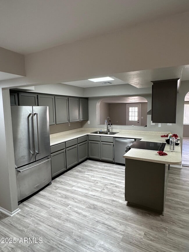 1038 E Hondo Ave in Apache Junction, AZ - Building Photo - Building Photo