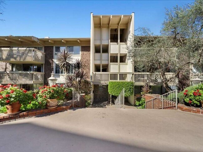 property at 6542 Ocean Crest Dr
