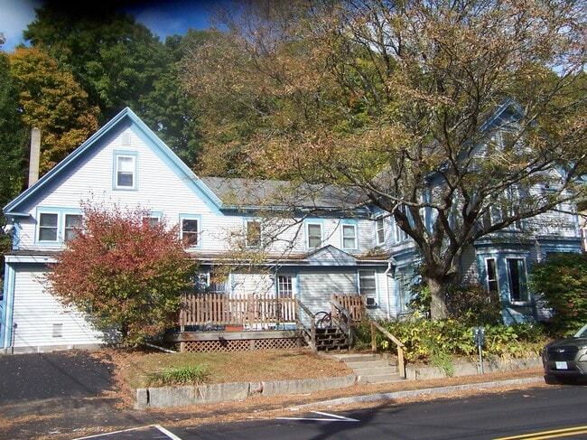 40 Main St in Plymouth, NH - Building Photo - Building Photo