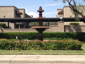 2228 E Campbell Ave-Unit -227 in Phoenix, AZ - Building Photo - Building Photo