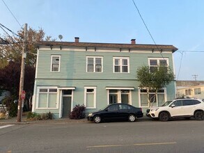 1556 Northwest Ballard Way in Seattle, WA - Building Photo - Building Photo