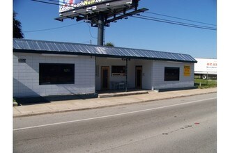 3550 N Orange Blossom Trl in Orlando, FL - Foto de edificio - Building Photo