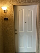 801 S Winchester Blvd, Unit 2100 in San Jose, CA - Building Photo - Building Photo