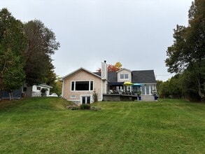 61 Kennebecasis Dr in Saint John, NB - Building Photo - Building Photo