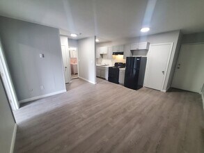 760 Cummins Hwy, Unit 32 in Boston, MA - Building Photo - Building Photo