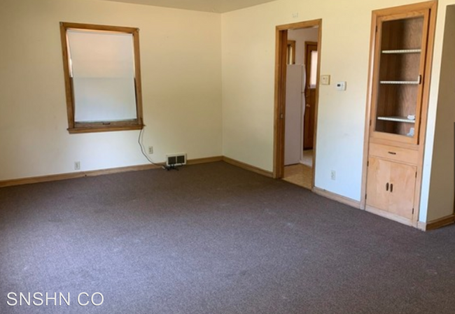 5262 N Teutonia Ave in Milwaukee, WI - Building Photo - Building Photo