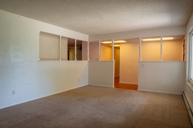 11008 E Mexico Ave in Aurora, CO - Building Photo - Building Photo
