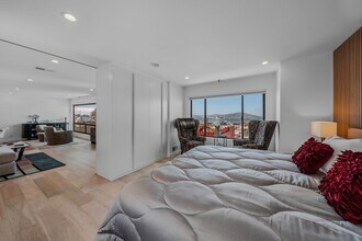 352 Chestnut St in San Francisco, CA - Building Photo - Building Photo